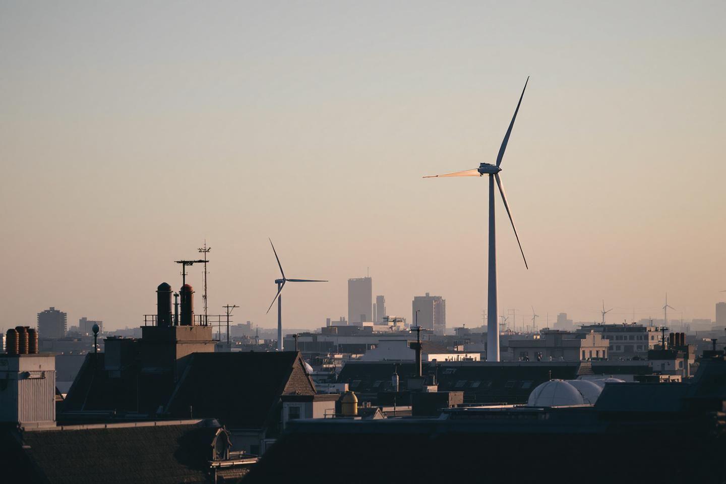 Éolienne hélicoïdale : fonctionnement et avantages en milieu urbain